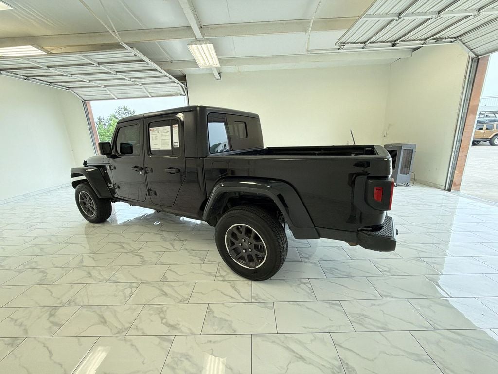 2023 Jeep Gladiator Overland