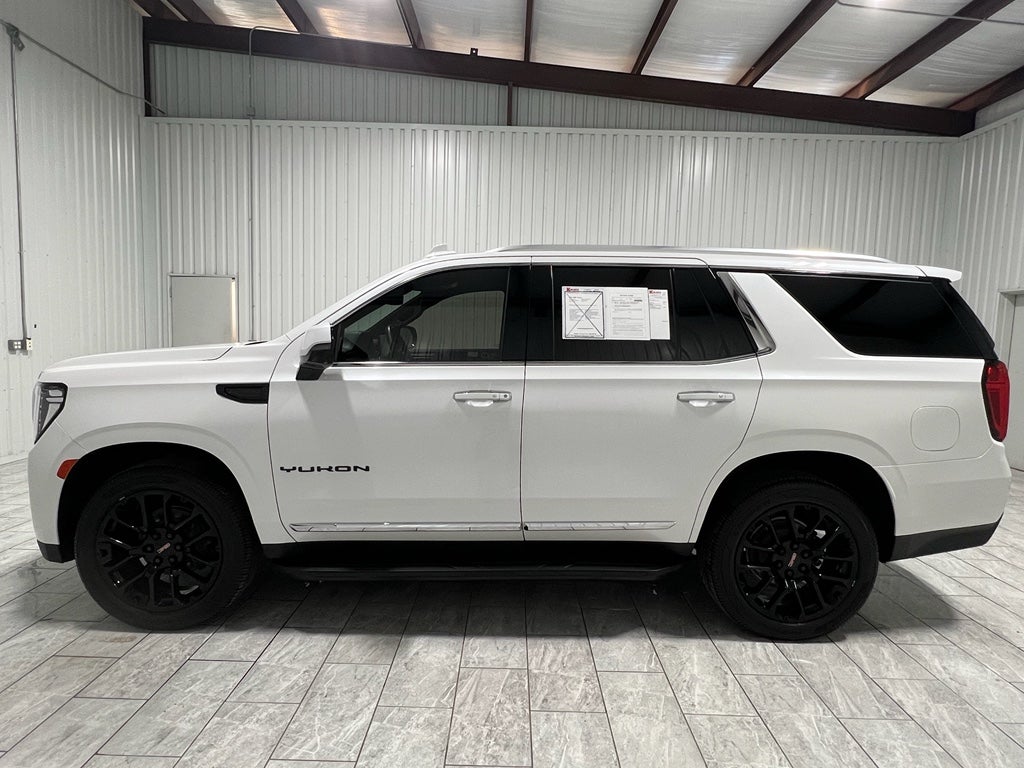 2022 GMC Yukon SLT