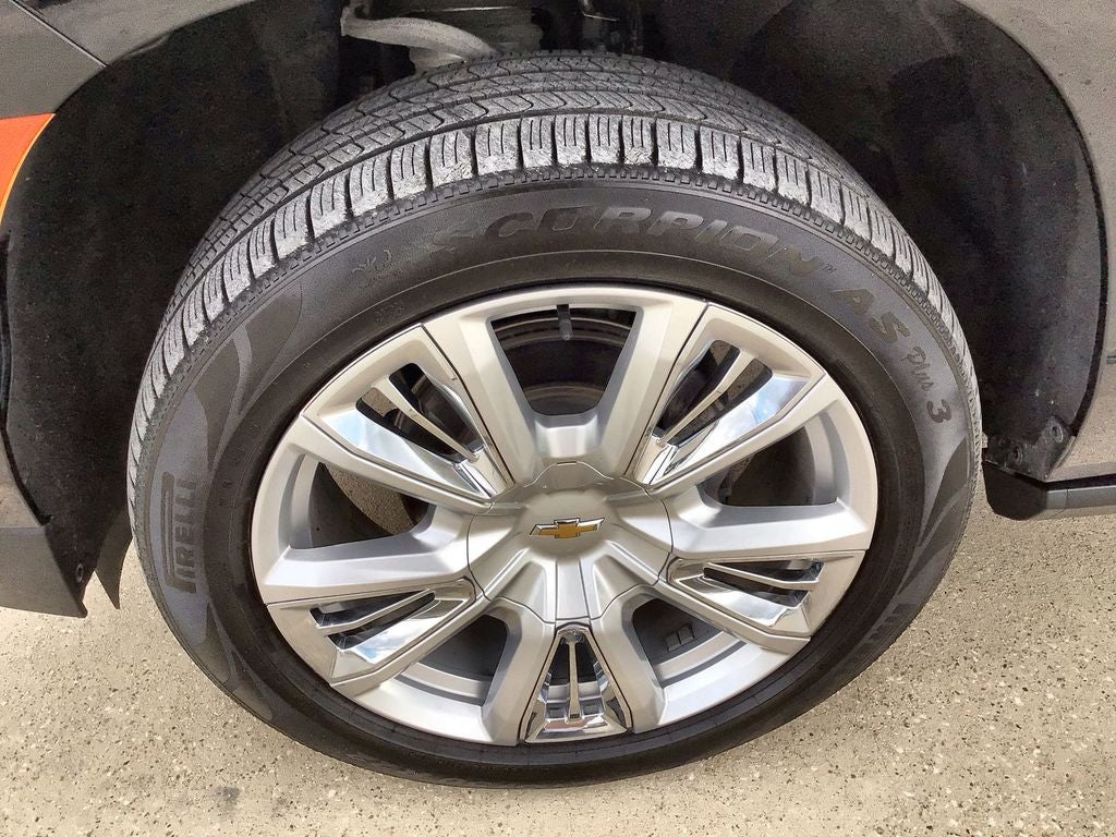 2022 Chevrolet Suburban High Country