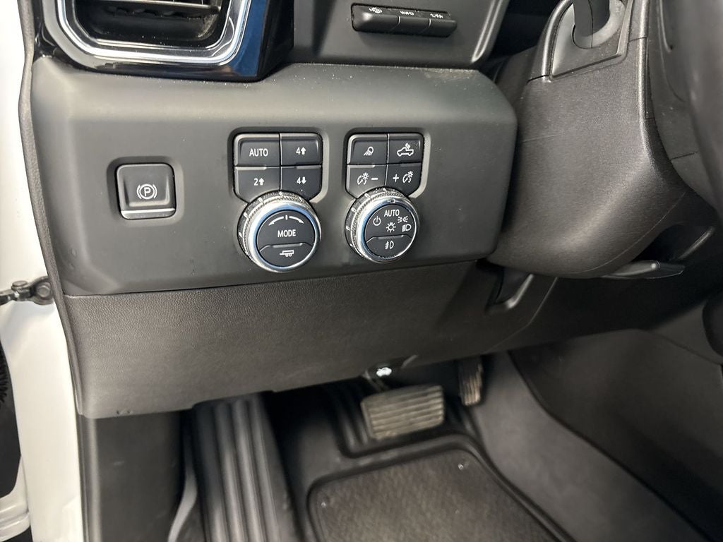 2024 GMC Sierra 3500HD Denali Ultimate