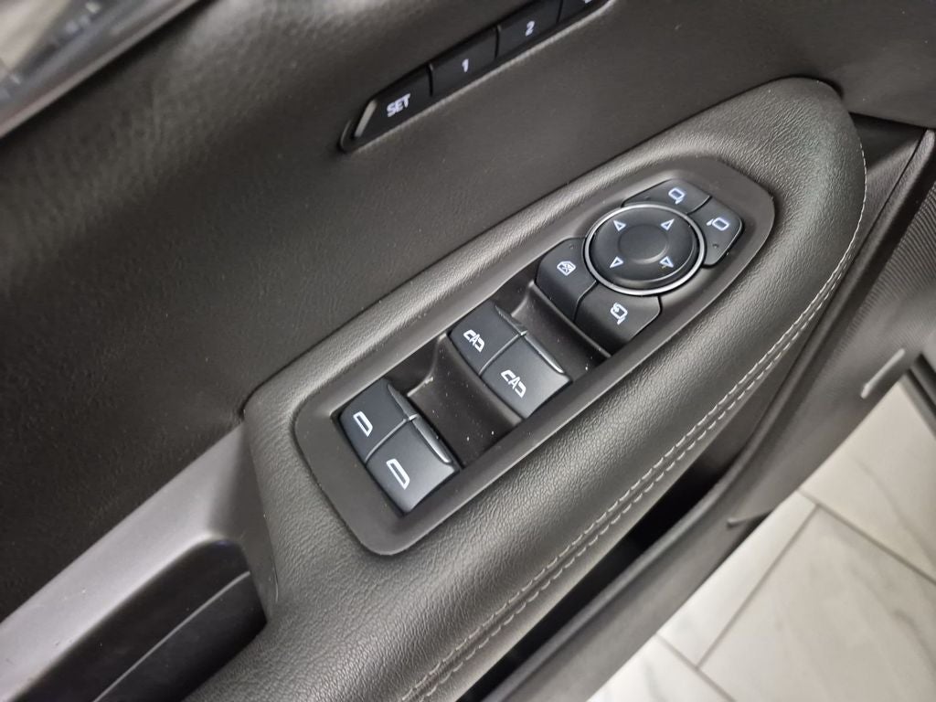 2024 Cadillac XT6 FWD Premium Luxury