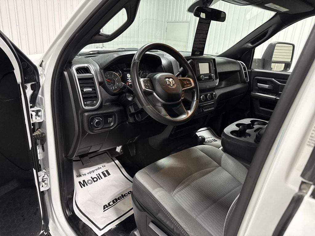 2024 RAM 3500 Chassis SLT