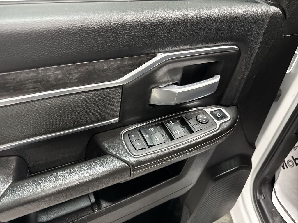 2024 RAM 3500 Chassis SLT