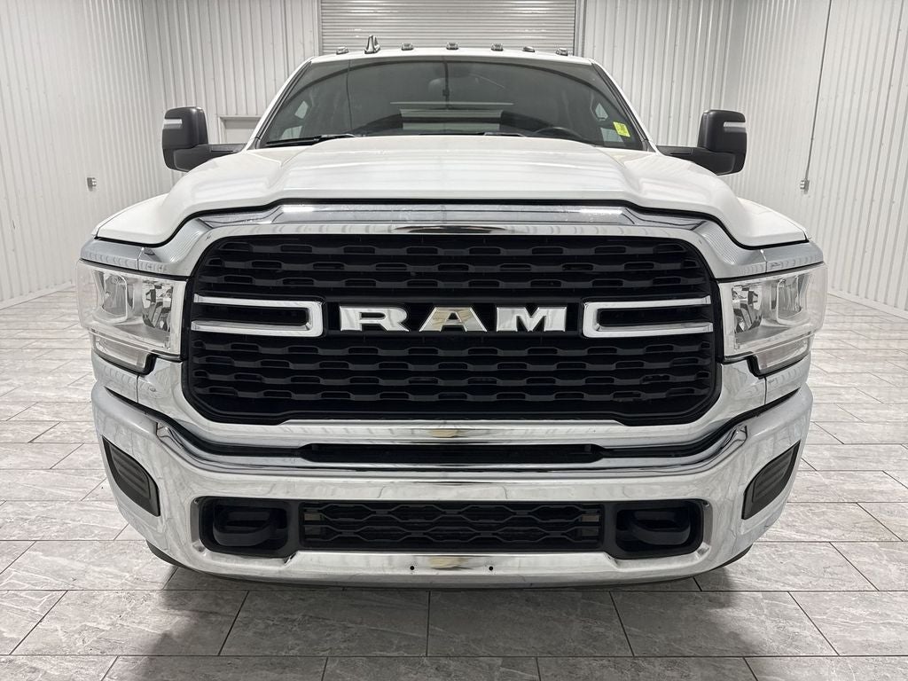 2024 RAM 3500 Chassis SLT