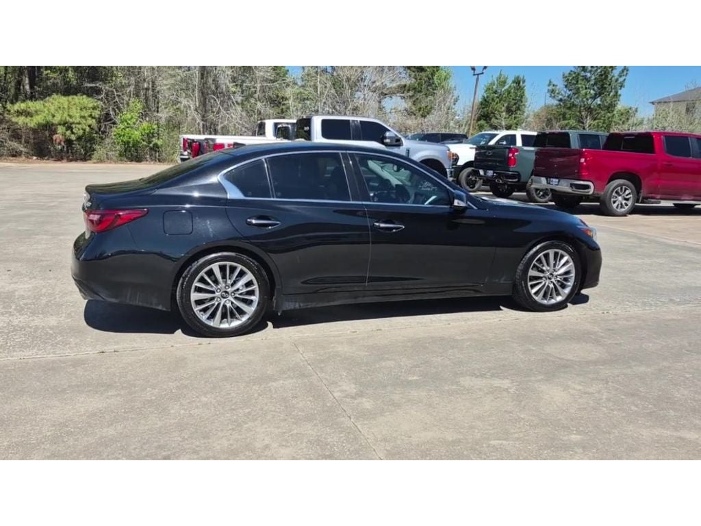 2023 INFINITI Q50 LUXE