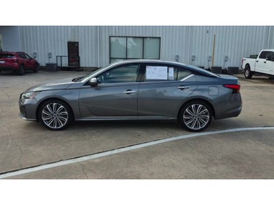 2023 Nissan Altima 2.5 SL
