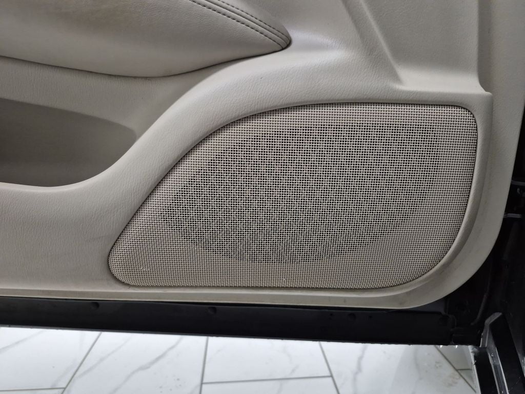 2015 INFINITI Q70L 4DR SDN V8 RWD