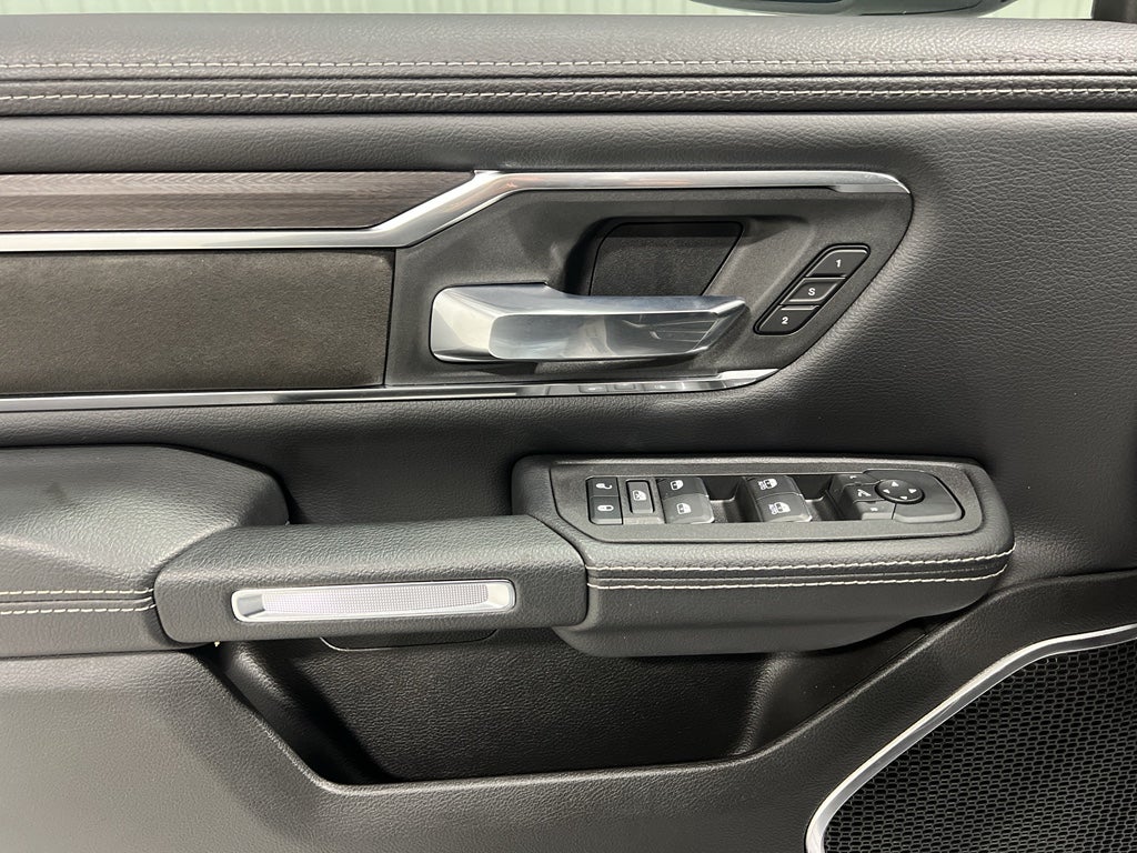 2025 RAM 1500 Laramie Crew Cab 4x4 5'7" Box