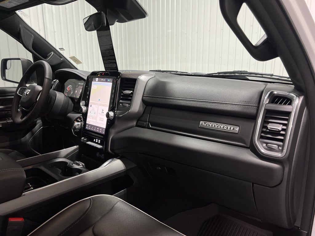 2025 RAM 1500 Laramie Crew Cab 4x4 5'7" Box