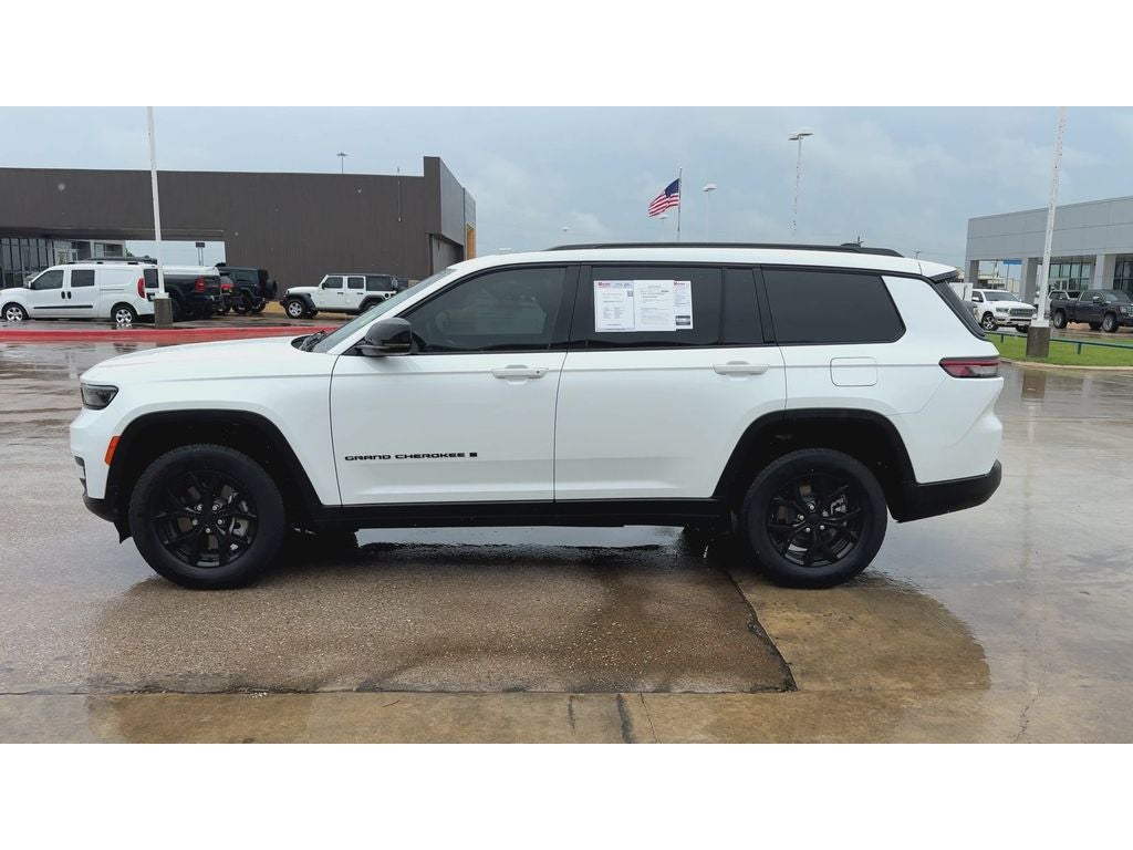 2025 Jeep Grand Cherokee L Altitude X 4x2