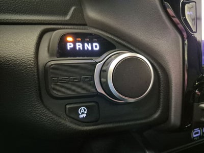 2025 RAM 1500 Lone Star Crew Cab 4x2 5'7' Box