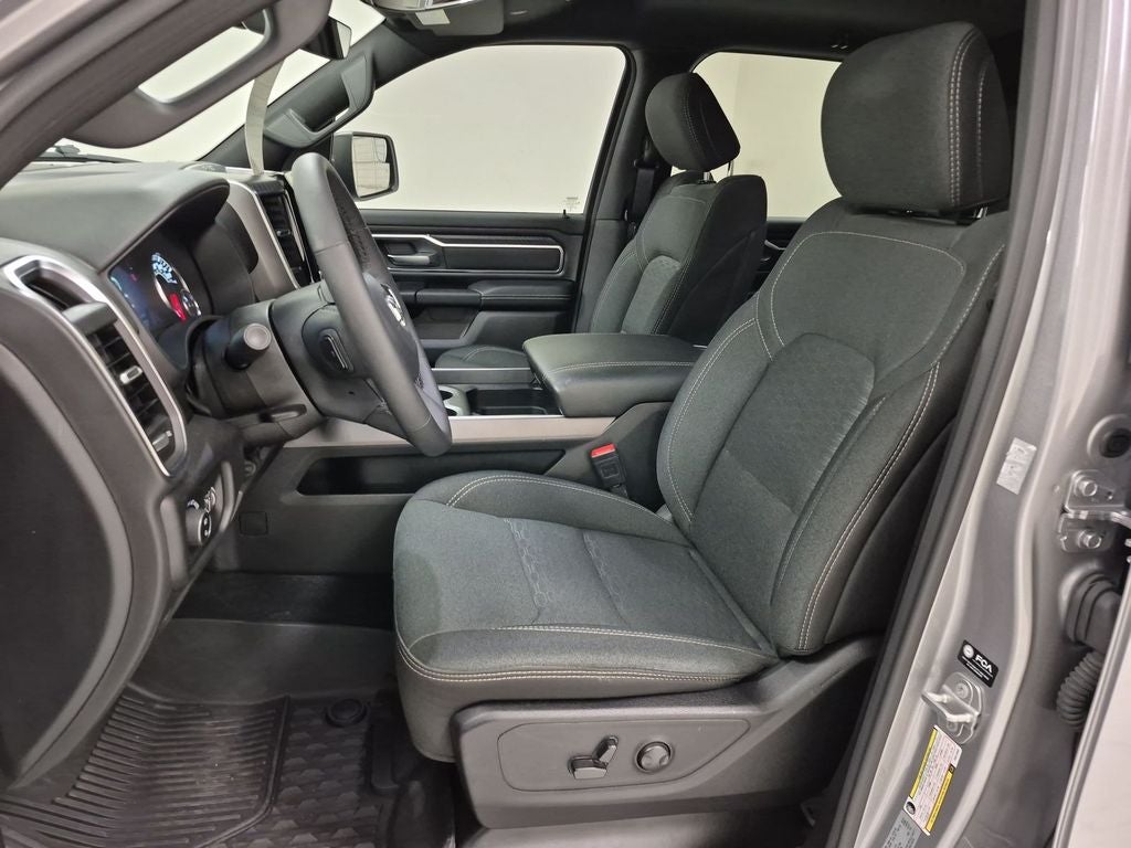 2025 RAM 1500 Lone Star Crew Cab 4x2 5'7' Box