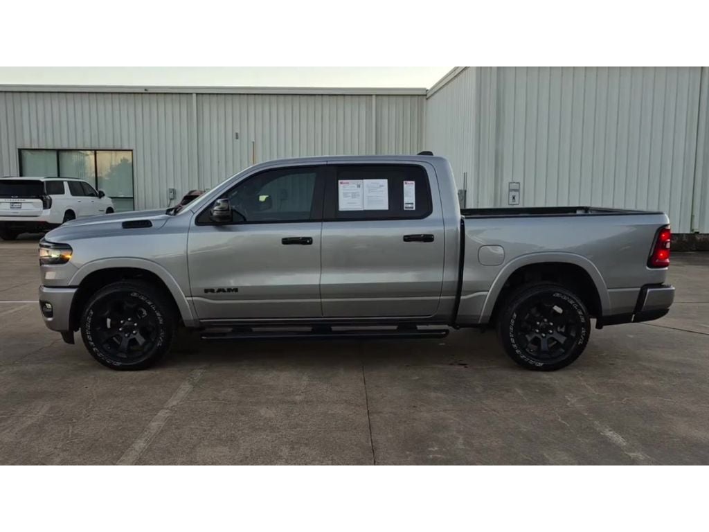 2025 RAM 1500 Lone Star Crew Cab 4x2 5'7' Box