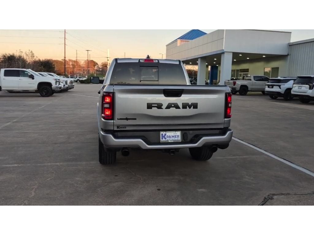 2025 RAM 1500 Lone Star Crew Cab 4x2 5'7' Box