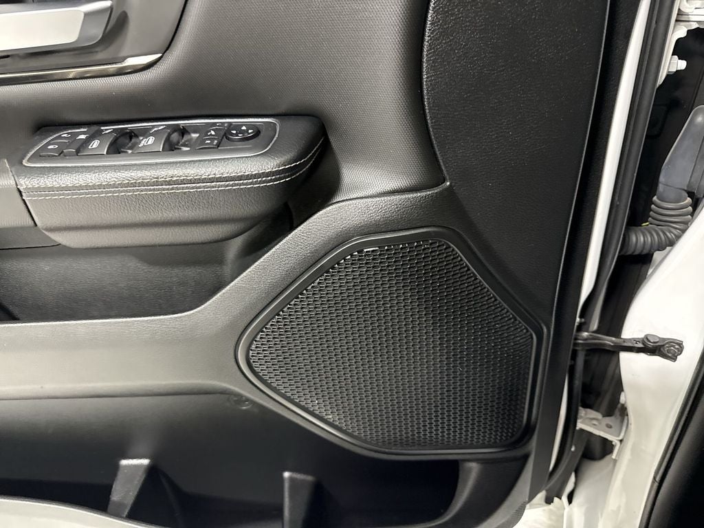 2020 RAM 1500 Rebel Crew Cab 4x4 5'7' Box