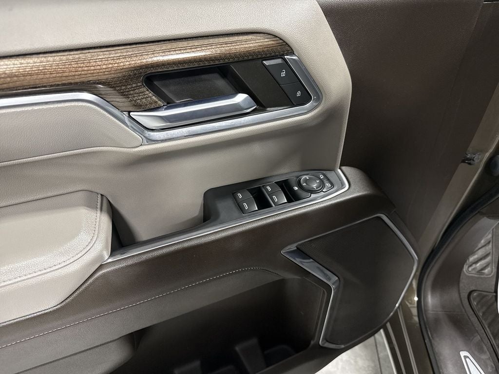 2023 Chevrolet Silverado 1500 2WD Crew Cab Short Bed LT