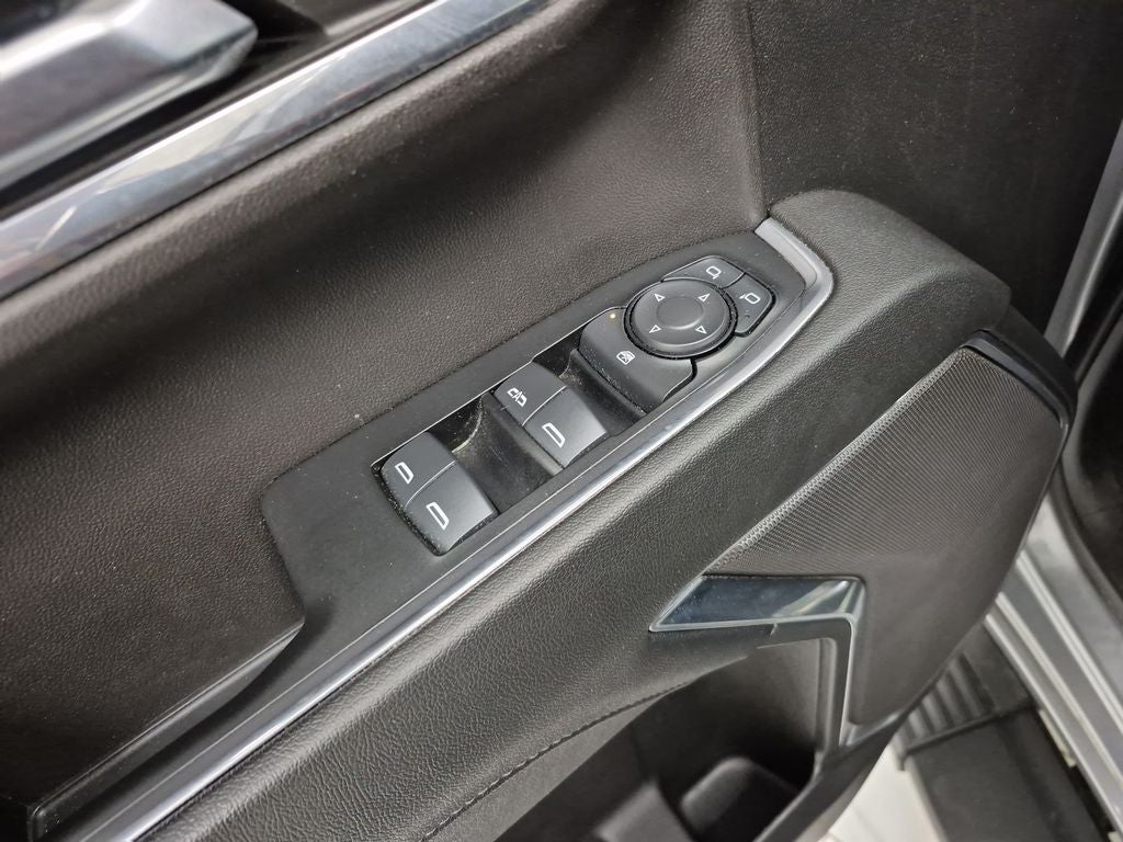 2024 Chevrolet Silverado 1500 4WD Crew Cab Short Bed LT