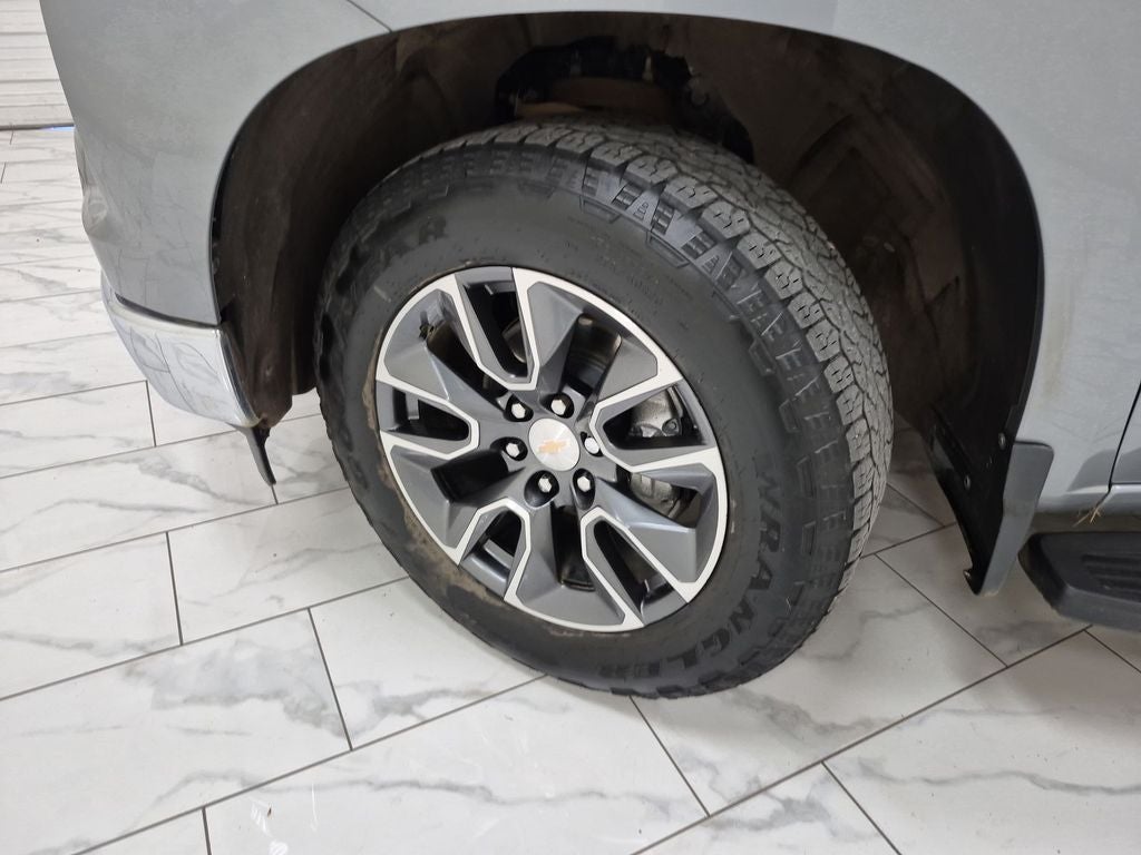 2024 Chevrolet Silverado 1500 4WD Crew Cab Short Bed LT