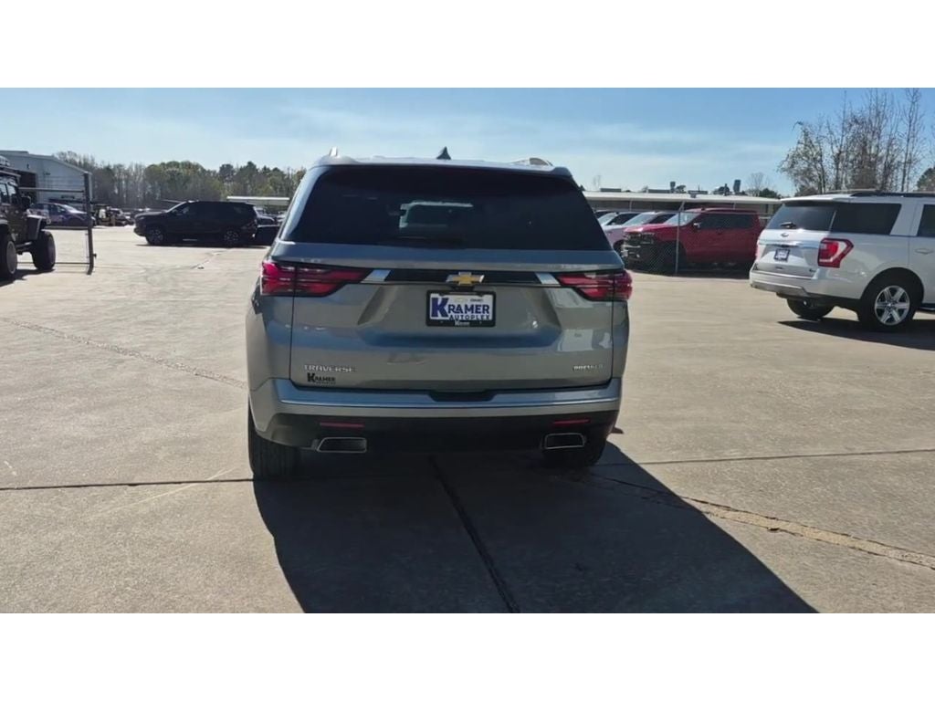 2023 Chevrolet Traverse FWD Premier