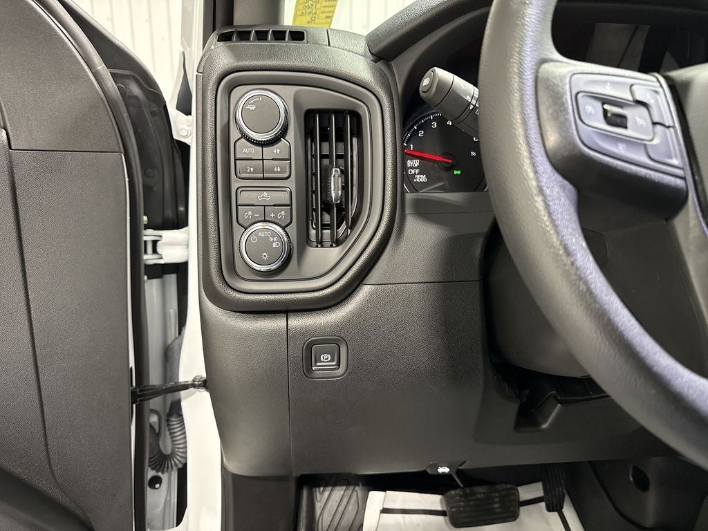 2026 GMC Sierra 1500 Double Cab, Standard Bed, Pro, 4WD