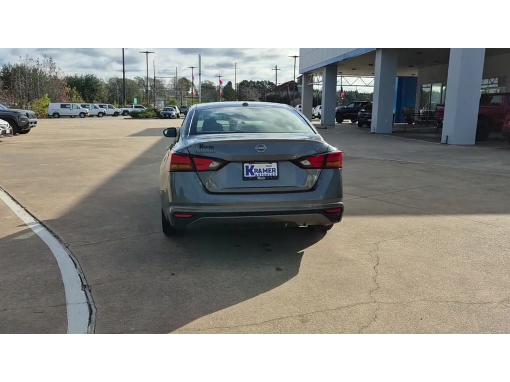 2023 Nissan Altima SV FWD