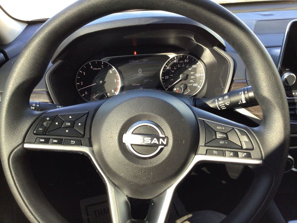 2024 Nissan Altima SV FWD