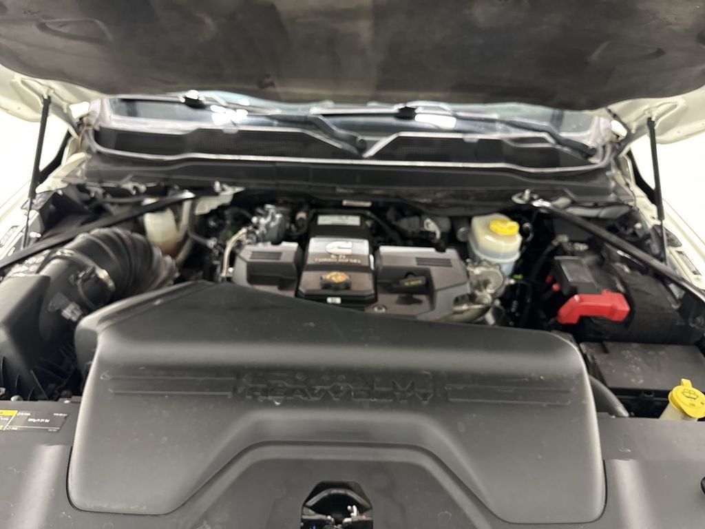 2021 RAM 3500 Limited Crew Cab 4x4 8' Box