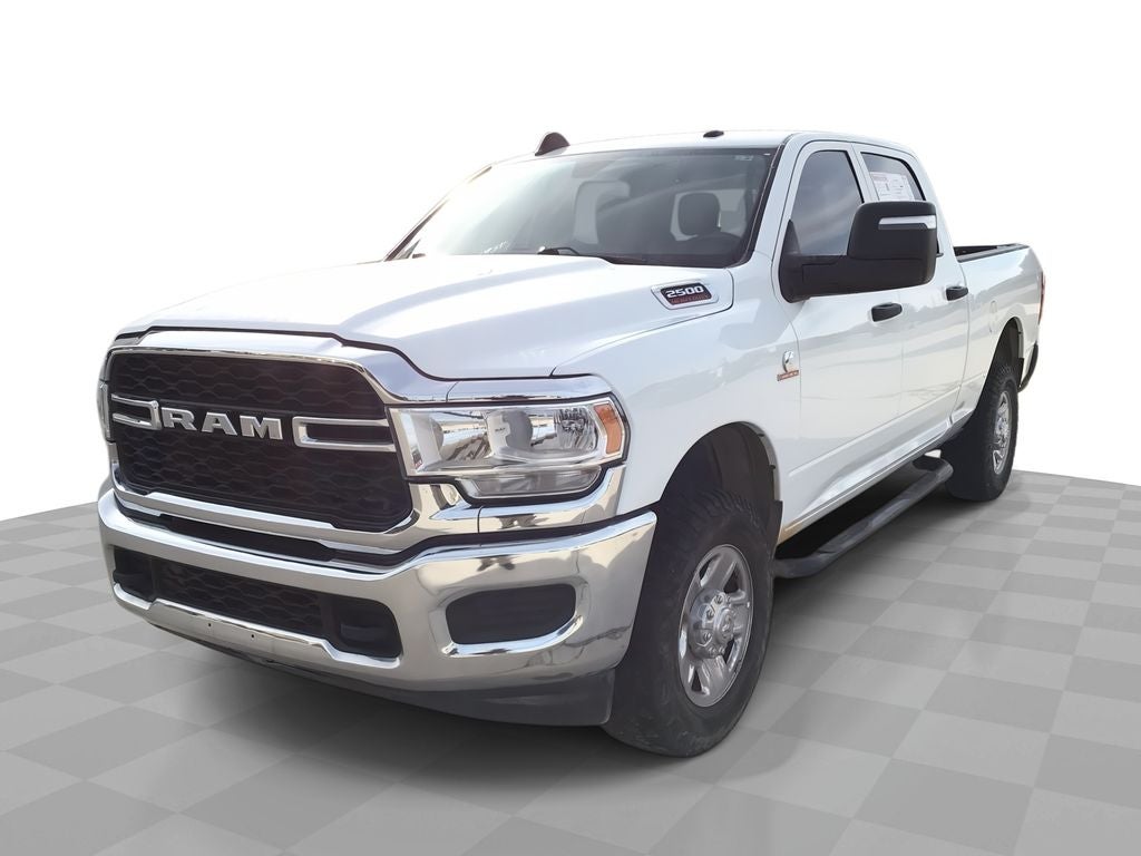 2024 RAM 2500 Tradesman Crew Cab 4x4 6'4' Box