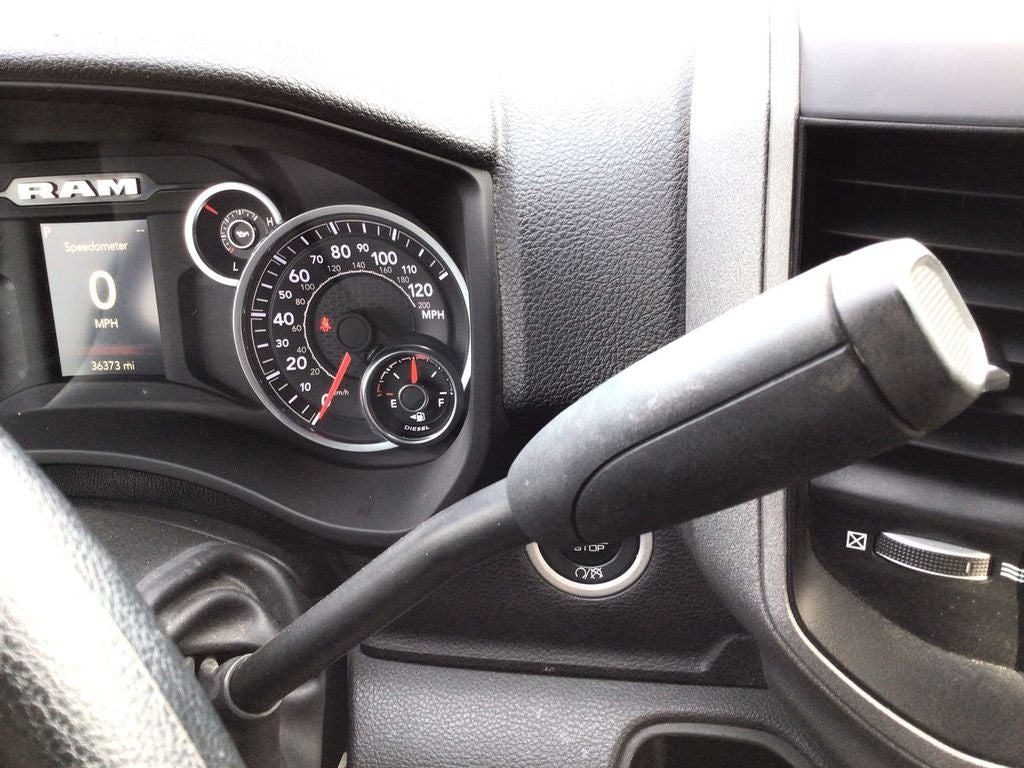 2024 RAM 2500 Tradesman Crew Cab 4x4 6'4' Box