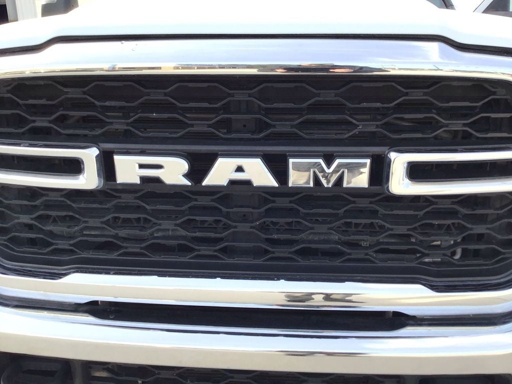 2024 RAM 2500 Tradesman Crew Cab 4x4 6'4' Box