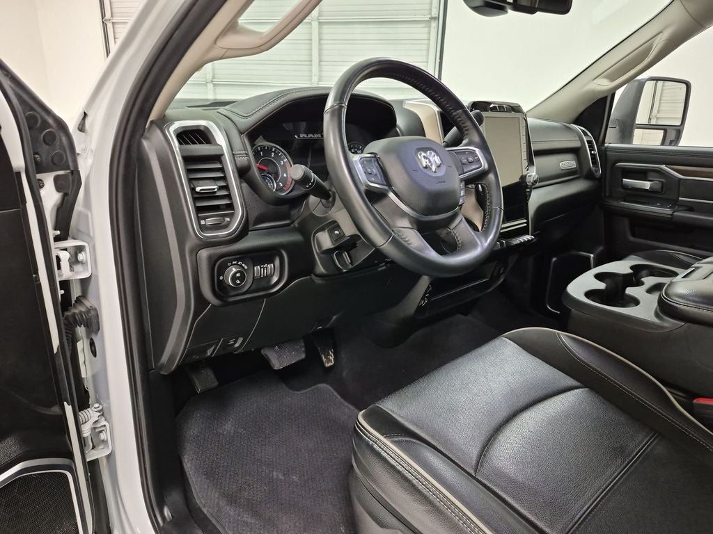 2024 RAM 2500 Laramie Crew Cab 4x4 6'4' Box