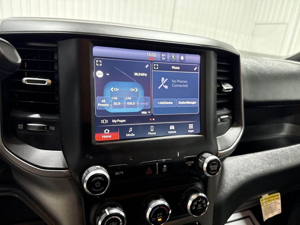 2023 RAM 2500 Tradesman Crew Cab 4x4 8' Box