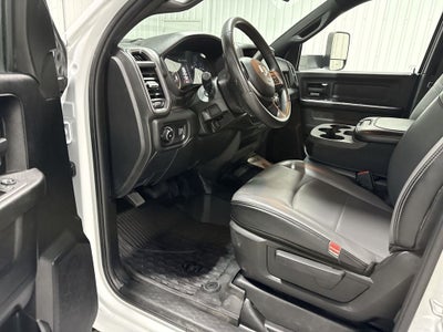 2022 RAM 2500 Tradesman Crew Cab 4x4 8' Box