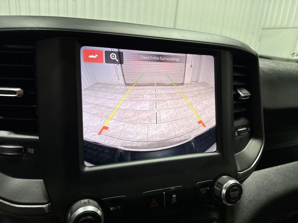 2022 RAM 2500 Tradesman Crew Cab 4x4 8' Box