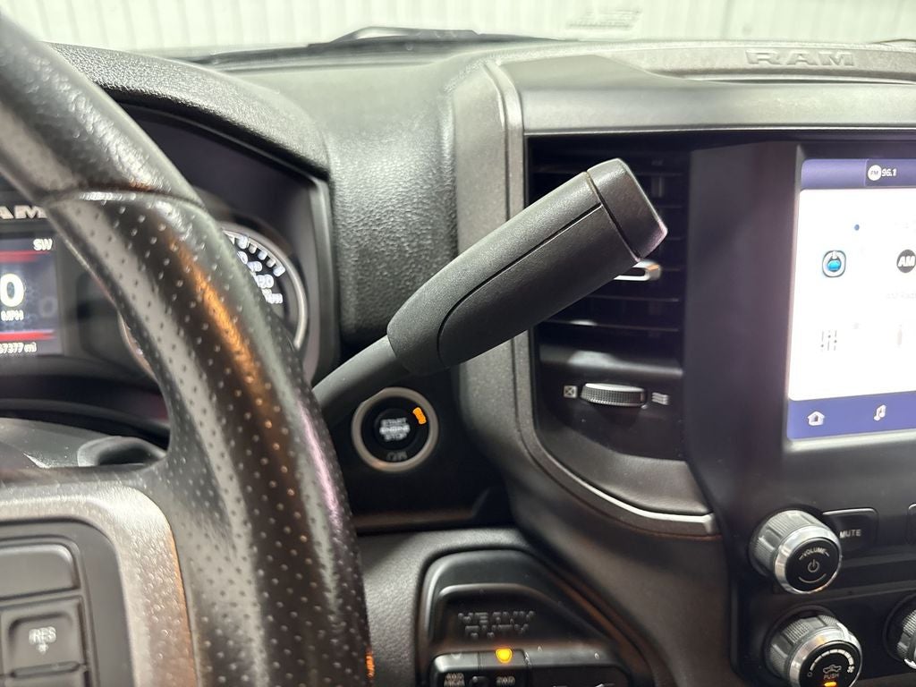 2022 RAM 2500 Tradesman Crew Cab 4x4 8' Box