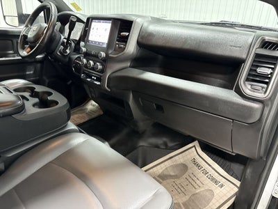 2022 RAM 2500 Tradesman Crew Cab 4x4 8' Box