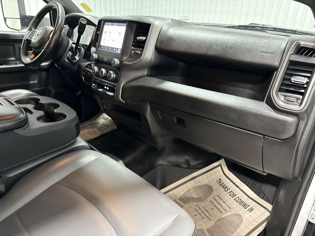 2022 RAM 2500 Tradesman Crew Cab 4x4 8' Box