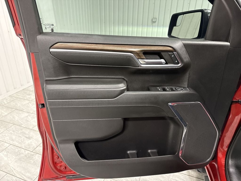 2024 Chevrolet Silverado 1500 2WD Crew Cab Short Bed LT