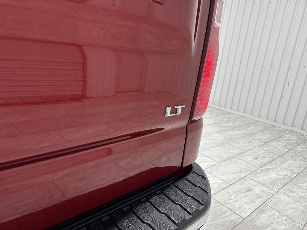 2024 Chevrolet Silverado 1500 2WD Crew Cab Short Bed LT