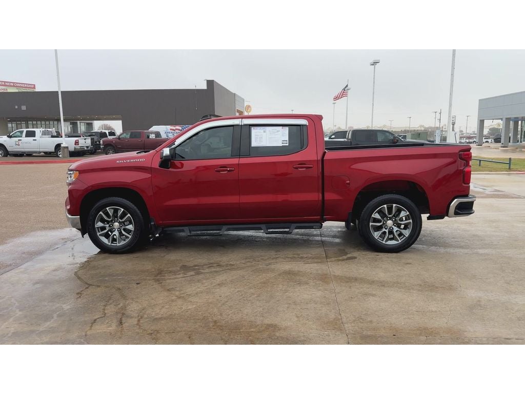 2024 Chevrolet Silverado 1500 2WD Crew Cab Short Bed LT