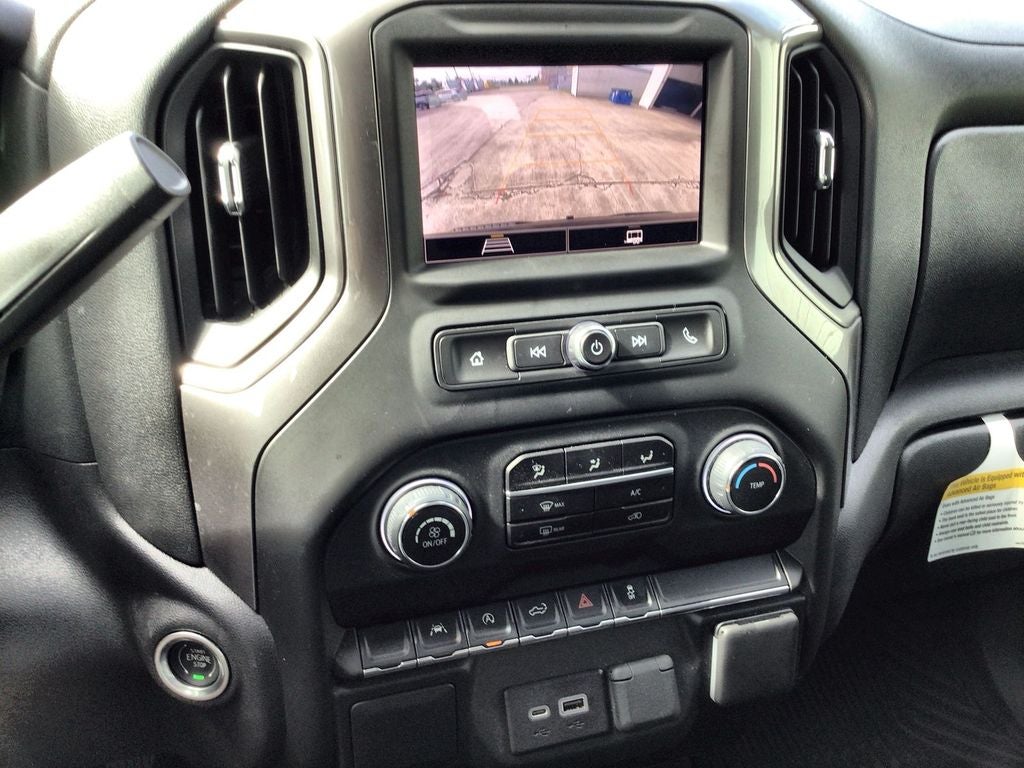 2023 Chevrolet Silverado 1500 4WD Crew Cab Short Bed Custom