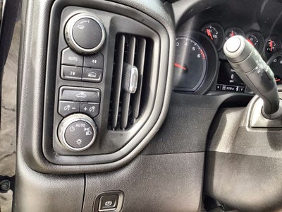 2023 Chevrolet Silverado 1500 4WD Crew Cab Short Bed Custom