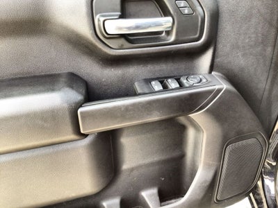 2023 Chevrolet Silverado 1500 4WD Crew Cab Short Bed Custom