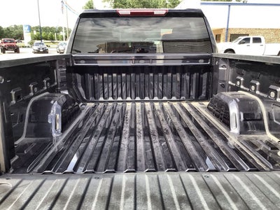 2023 Chevrolet Silverado 1500 4WD Crew Cab Short Bed Custom