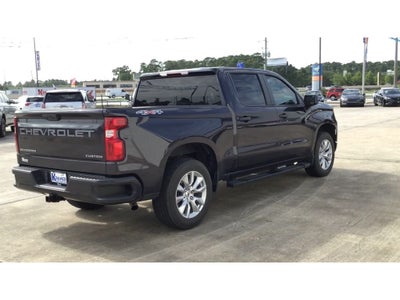 2023 Chevrolet Silverado 1500 4WD Crew Cab Short Bed Custom