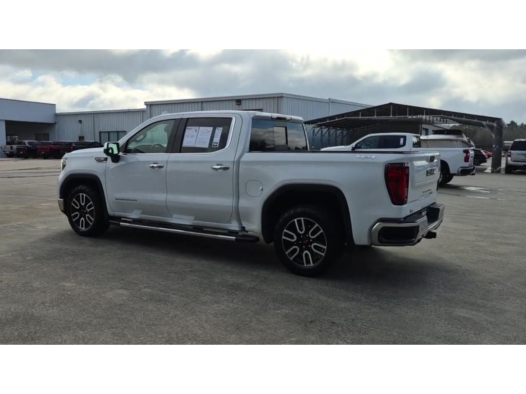 2022 GMC Sierra 1500 Limited 4WD Crew Cab Short Box SLT