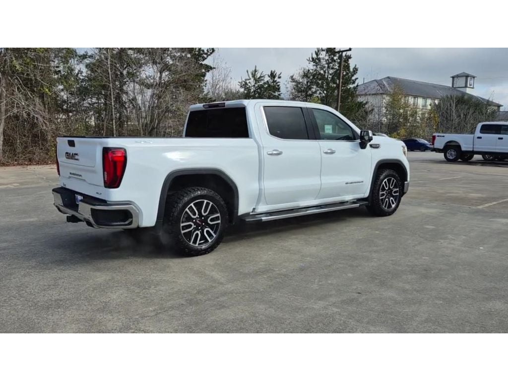 2022 GMC Sierra 1500 Limited 4WD Crew Cab Short Box SLT