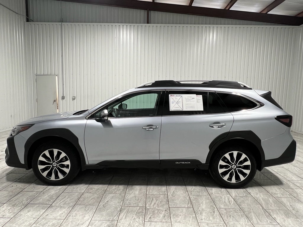 2023 Subaru Outback Touring XT