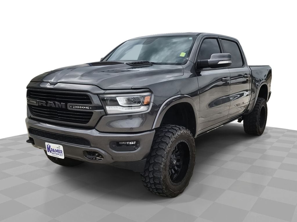 2019 RAM 1500 Laramie Crew Cab 4x4 5'7" Box