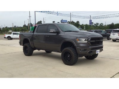 2019 RAM 1500 Laramie Crew Cab 4x4 5'7" Box